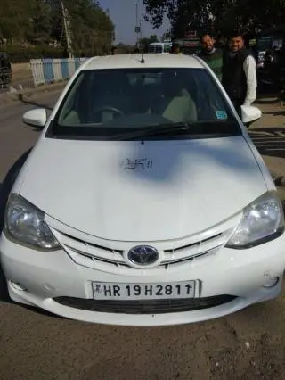 Toyota Etios Liva GD SP 2013