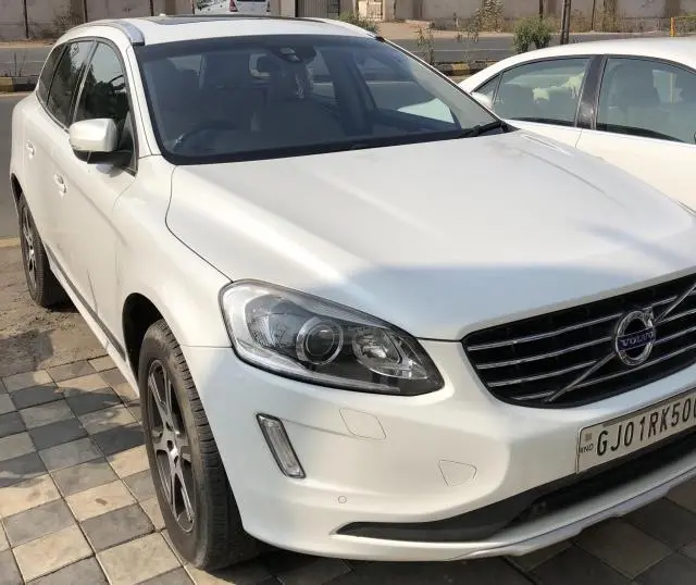 Volvo XC60 Summum D4 2015