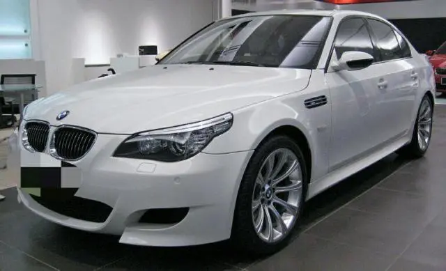 BMW M Series M5 Sedan 2015