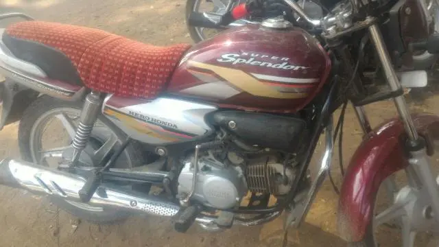 Hero Super Splendor 125cc 2016