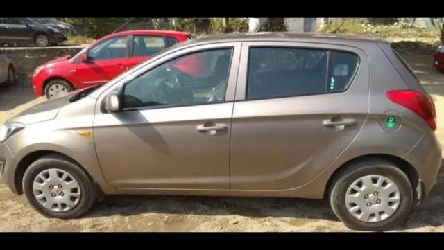 Hyundai i20 Magna 1.4 CRDi 2013