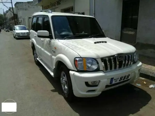 Mahindra Scorpio SLE 2.6 CRDE 2010