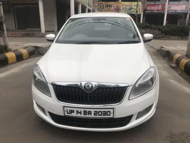 Skoda Rapid Ambition Plus 1.6 TDI CR 2012