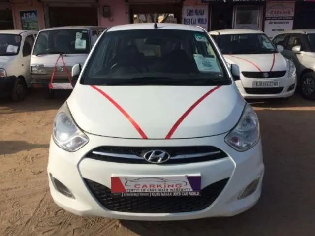 Hyundai i10 Sportz 1.1 2012