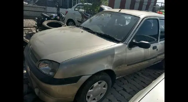 Ford Ikon 1.3 Flair 2006