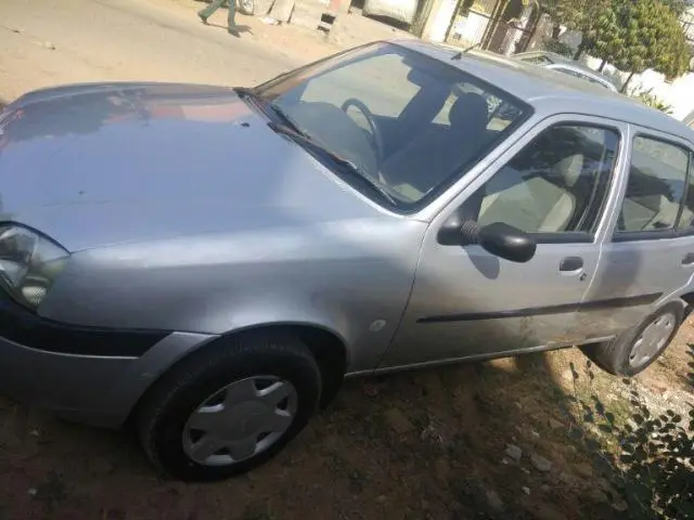 Ford Ikon 1.3 Flair 2005