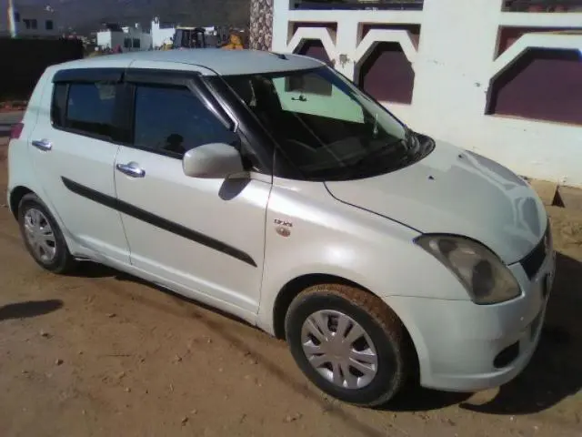 Maruti Suzuki Swift VDi 2010