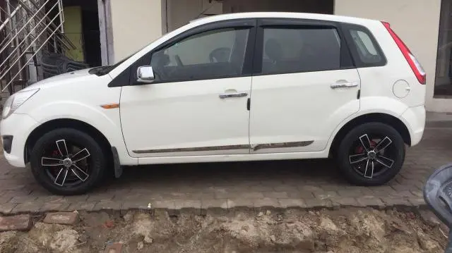 Ford Figo Duratec ZXI 2013