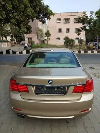 BMW 7 Series Signature 730Ld 2011