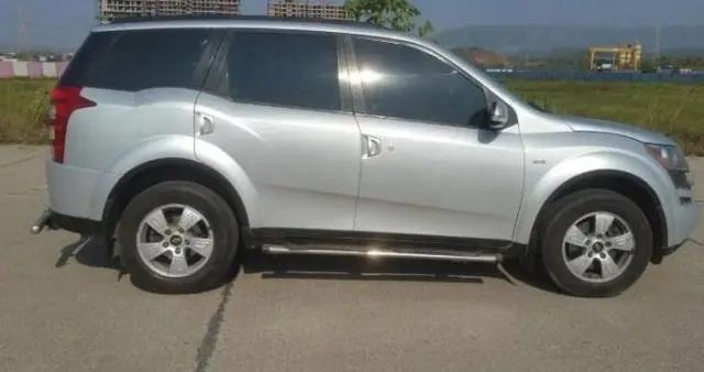 Mahindra XUV500 W8 2014