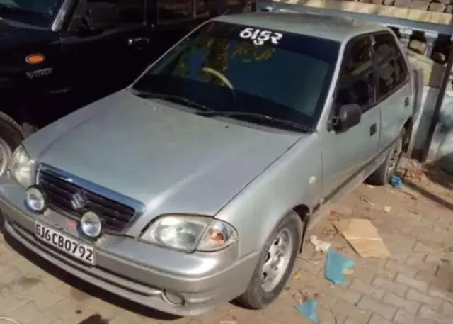 Maruti Suzuki Esteem LXI BS III 2006