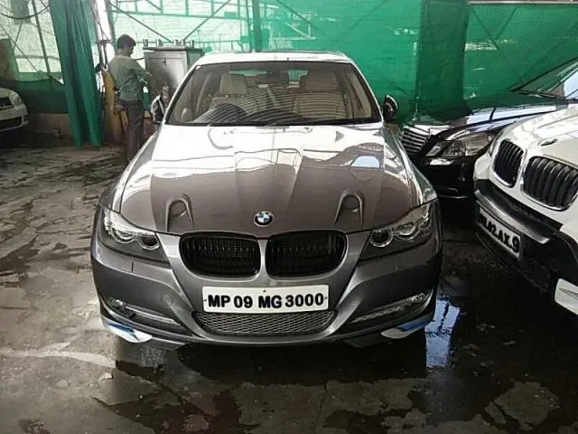 BMW 3 Series 320d 2011