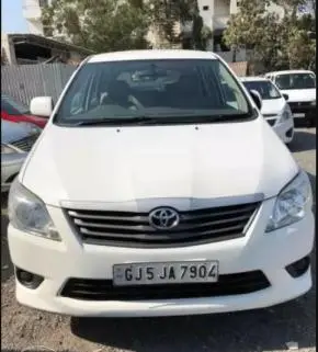 Toyota Innova 2.5 G4 8 STR 2012