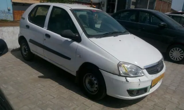 Tata Indica eV2 LX 2011