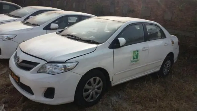 Toyota Corolla Altis D-4D J 2013