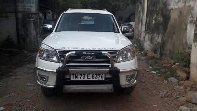 Ford Endeavour 2.5L 4x2 2013