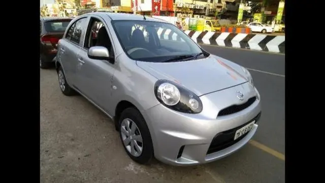 Nissan Micra Active XV 2013