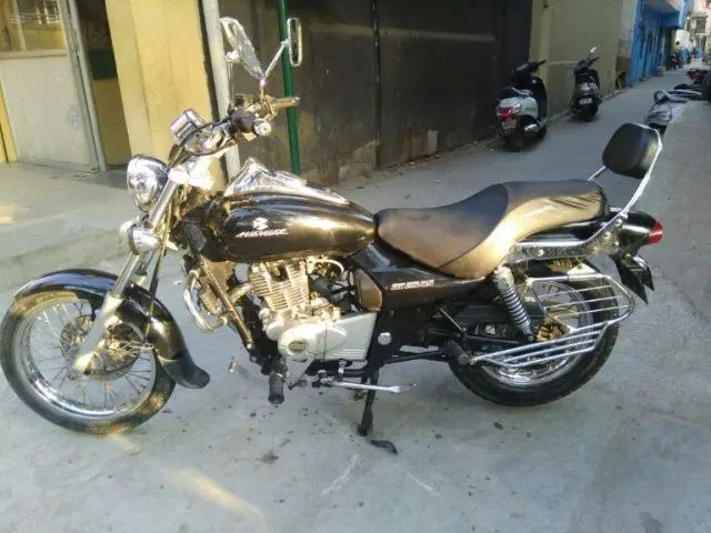 Bajaj Avenger 220cc 2012