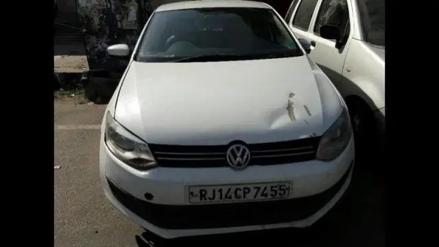 Volkswagen polo Trendline 1.2L (D) 2011