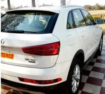 Audi Q3 35 TDI Premium 2017