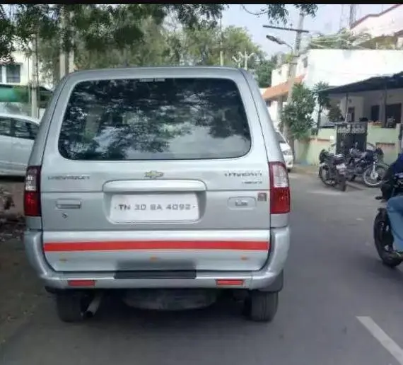 Chevrolet Tavera NEO 3 LS 10 STR BS IV 2014