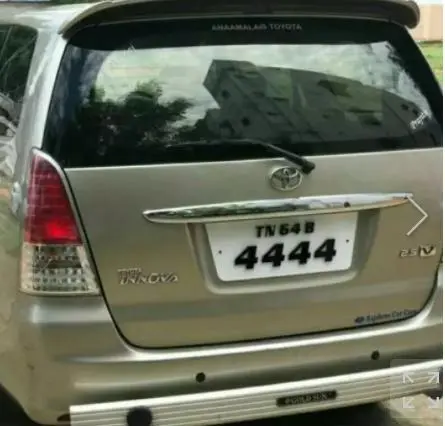 Toyota Innova 2.5 V 8 STR 2011