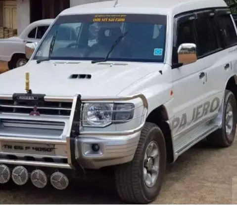 Mitsubishi Pajero SFX 2.8 2012