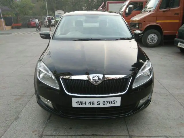 Skoda Rapid 1.6 MPI AMBITION 2014