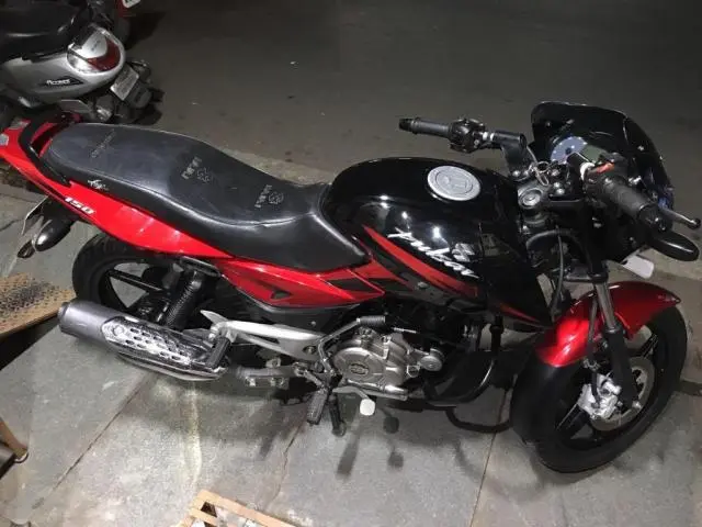 Bajaj Pulsar AS150 2015