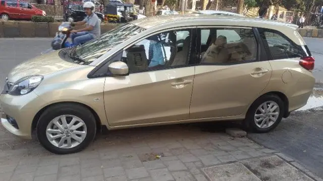 Honda Mobilio V i-VTEC 2015