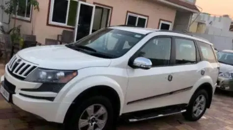 Mahindra XUV500 W8 2013
