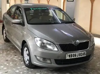 Skoda Rapid 1.6 TDI MT AMBITION PLUS 2012