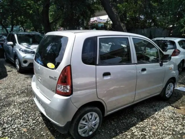 Maruti Suzuki Zen Estilo LXi 2009