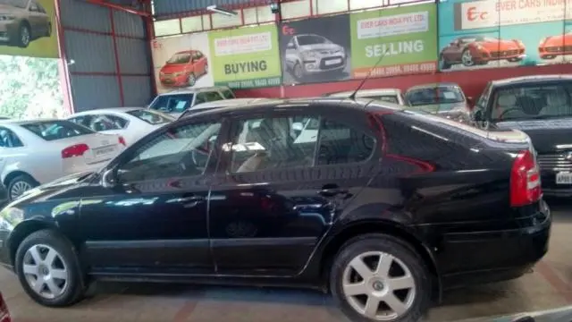 Skoda Laura LK 1.9 PD AT 2006