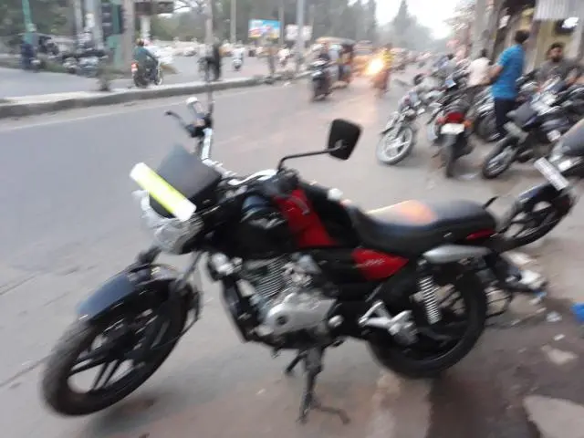 Bajaj V15 150cc 2016
