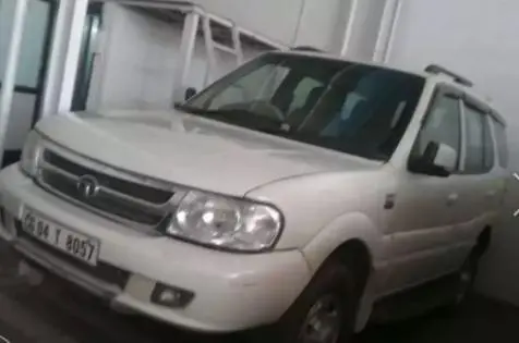 Tata Safari 4X2 EX DICOR 2.2 VTT 2011