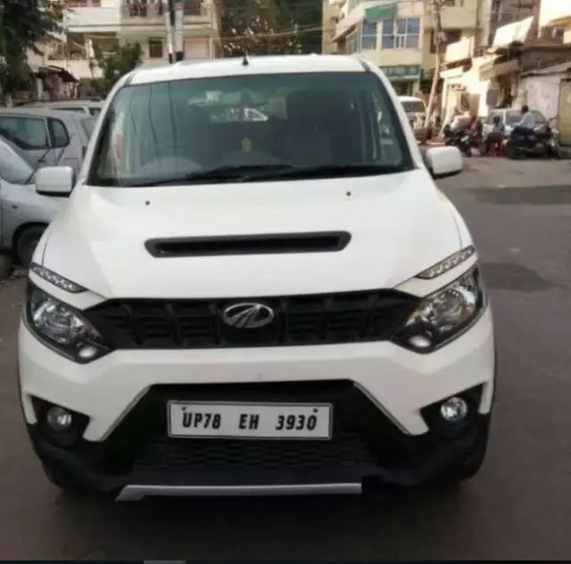 Mahindra NuvoSport N8 2016