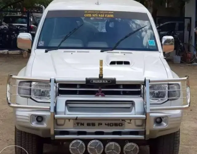 Mitsubishi Pajero SFX 2.8 2012