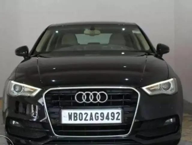 Audi A3 35 TDI PREMIUM + SUNROOF 2015