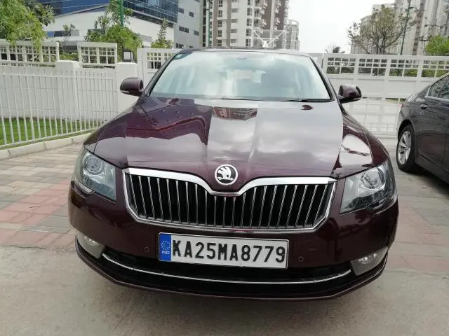 Skoda Superb Elegance 2.0 TDI CR AT 2015