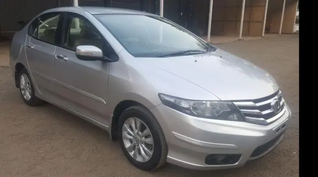 Honda City 1.5 V MT 2012