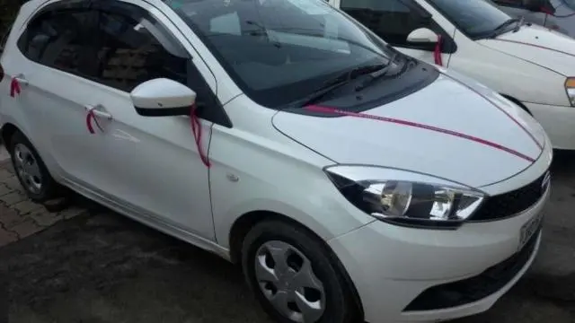 Tata Tiago Revotron XT 2016