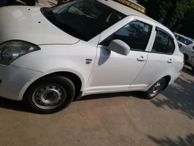 Maruti Suzuki Swift DZire Tour Diesel 2015