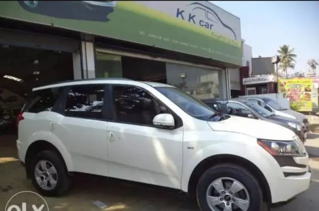 Mahindra XUV500 W8 2012