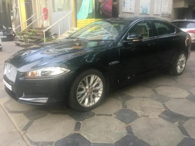 Jaguar XF S V6 2011