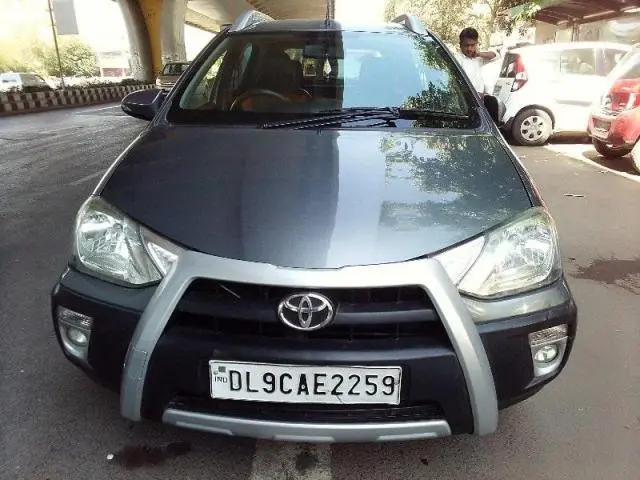 Toyota Etios Cross 1.4 GD 2015
