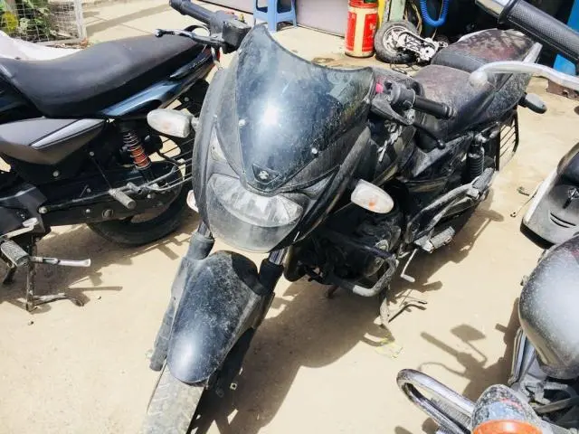 Bajaj  Pulsar 180cc 2011