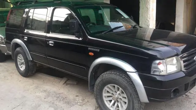 Ford Endeavour XLT 4X4 2006