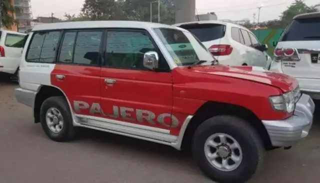 Mitsubishi Pajero SFX 2.8 2009