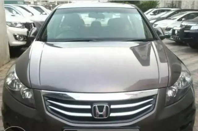 Honda Accord 2.4 ELEGANCE AT 2012